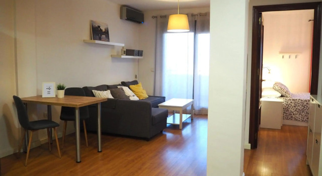 Loft con encanto cerca del centro + Parking, Забронировать Отель Отели Херес-де-ла-Фронтера с парковкой, рядом с Винотека Гонсалес Байасс, Парковка