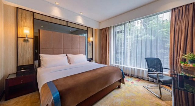 Rezen Kingtown Hotel (Chongqing Guanyinqiao), Забронировать Отель Бизнес-отели Чунцин, рядом с Hongqihegou Metro Station, 4* 5*
