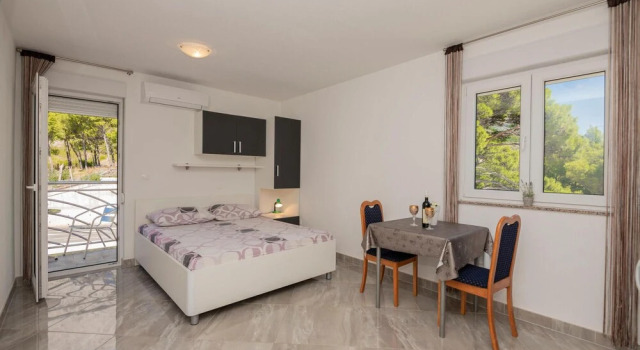 Amazing Apartment in Krvavica With Wifi