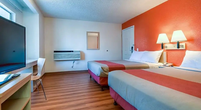 Номер Deluxe Motel 6-Rowland Heights, CA - Los Angeles - Pomona