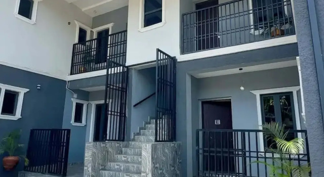Deroche Apartment, Prenota Appartamento Hotel a Bwari con parcheggio, Parcheggio