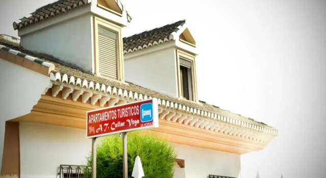 Apartamentos Turísticos Cullar Vega