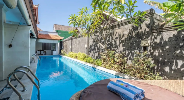 Sanur Villa Totem, Rezervovat Vila Chaty v Bali, Chalupa