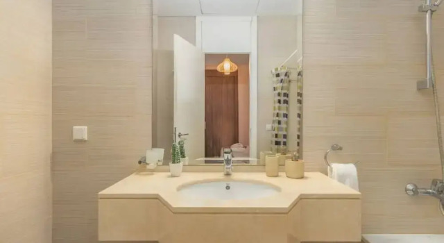 Sirene 1-BR Apt Pool & Gym in Gemmayze, Book Hotel Beirut Beirut Governorate