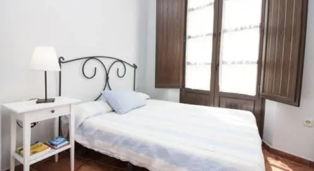 Granada FreshApartments, Забронировать Апартаменты/квартира Малага - центр Малага, рядом с Музей Кармен Тиссен