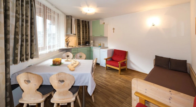 Apartments Haus Martin, Забронировать Апартаменты/квартира Отели в центре Нова-Леванте, в центре