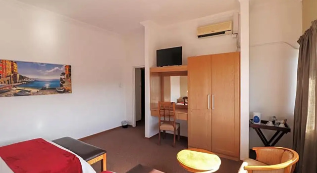 Gonubie Hotel