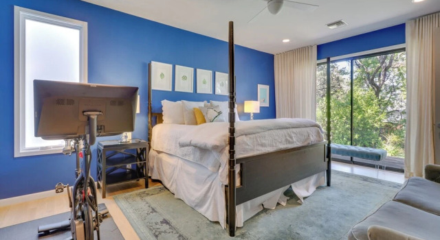 Коттедж с 4 комнатами Modern Austin Home w/ Yard ~ 1 Mi From Acl!