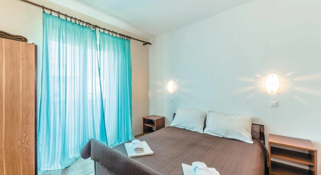 Beautiful Apartment in Biograd With 2 Bedrooms, Wifi and Outdoor Swimming Pool, Забронировать Апартаменты/квартира Отели Биоград-на-Мору с бассейном, рядом с Частный Пляж «Кемп Сенди», Бассейн
