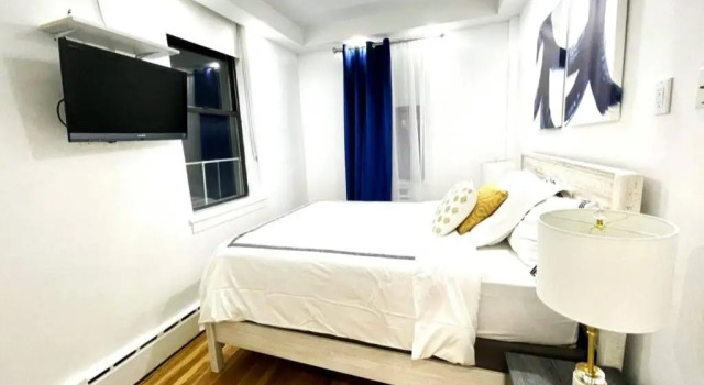 62-2b Renovated 1BR in Prime Upper East Side