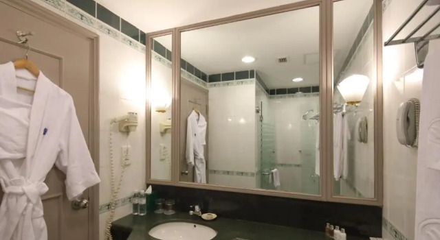 Двухместный клубный номер Premier с видом на город Sunway Hotel Hanoi