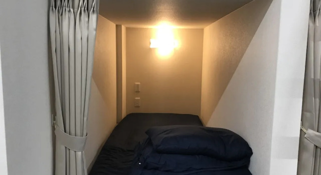 Кровать в общем номере (женский номер) с видом на город ONE HOSTEL Himeji ワンホステル姫路