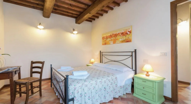 Holiday Home With Swimming Pool With Bubble Bath and Children's Pool, Buchen Sie Ferienhaus Hotels in Elsa-Tal mit Parkplatz, Parkplätze