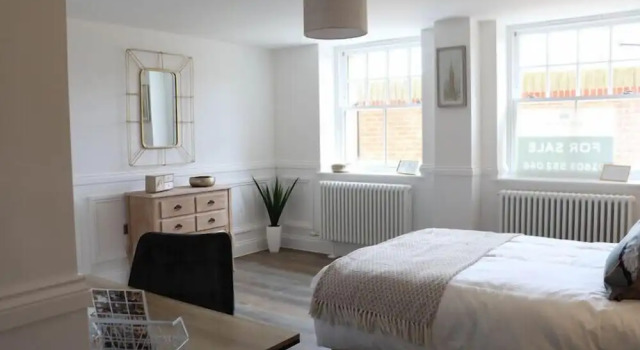 The Burlington Collection, Boek Appartement Sheringham Norfolk