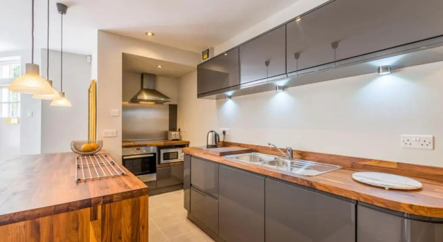 Апартаменты Luxury Apartments - 22 Garden Flat