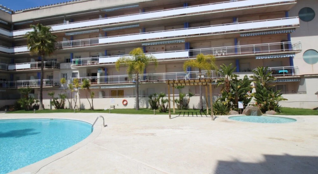 Apartment Complex With Communal Pool in Santa Margarita