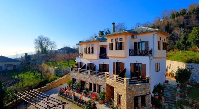 Двухместный номер Superior Guesthouse Iris