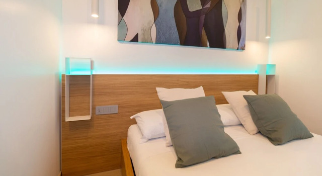 Двухместный номер Deluxe с балконом Galleria Roma Art Guesthouse