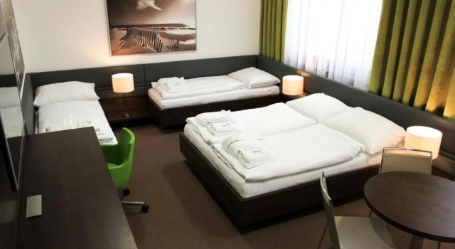 Апартаменты Deluxe Hotel Harmony Medical & Wellness-Free Parking, 1,8km from the center