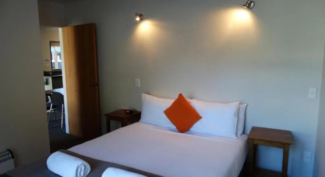 Апартаменты Alpine Glacier Motel
