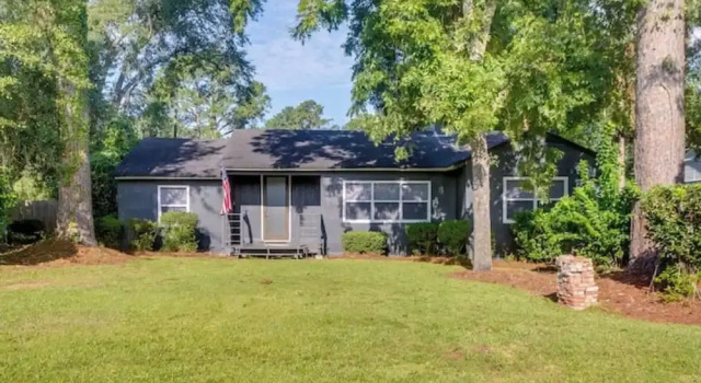 Коттедж 3BR Charming Retreat W & Deck & Wifi
