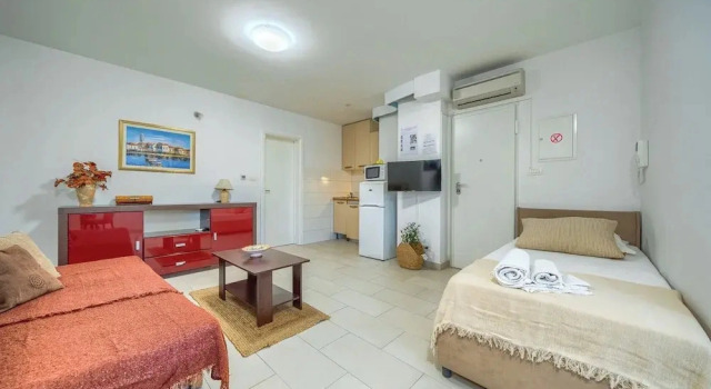 Comfortable apartments Obad, 4 min walk to Znjan beach, Book Apartment Split Split-Dalmatia County, near Skaut Beach