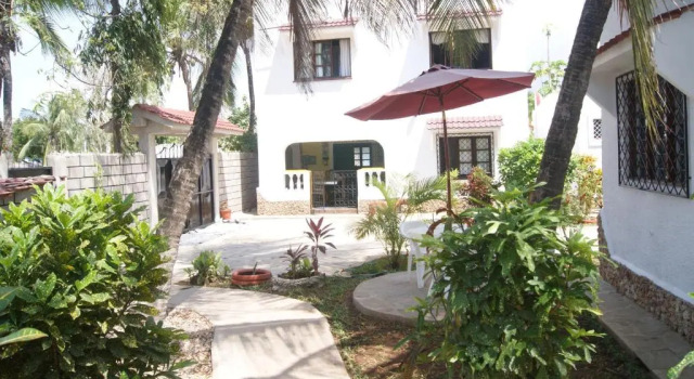 Студия Luciano & Grace Apartments