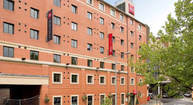 ibis Sheffield City