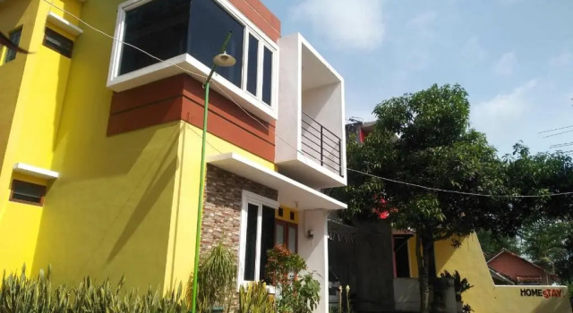 Deluxe room PAPADAAN Homestay Syariah Batu