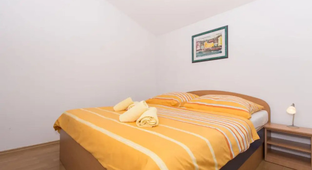 Markom Apartmani, Забронировать Отель Отели Каштел-Лукшич 3 звезды, 3*