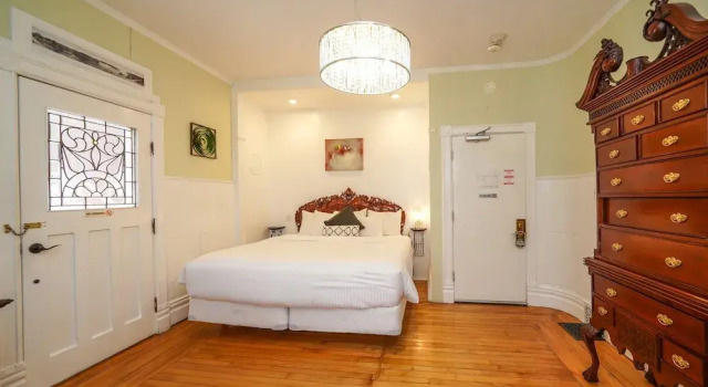 Двухместный номер Deluxe с балконом и с видом на реку Niagara Grandview Boutique Hotel