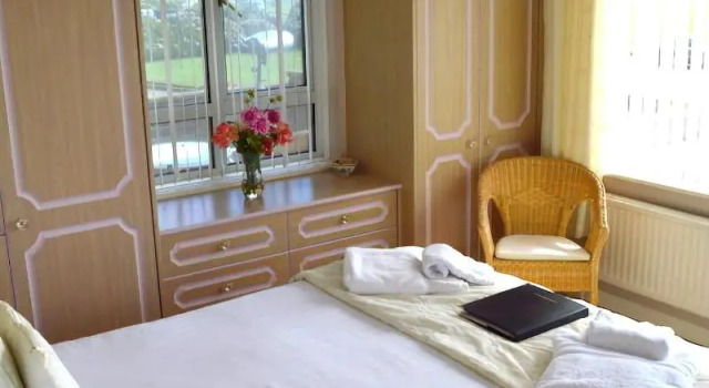 Watersedge Guest House, Забронировать Гостевой дом Отели Англии с завтраком, Завтраки