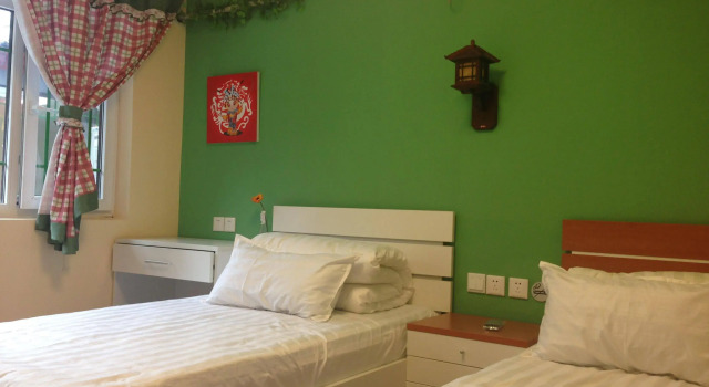 Alborada Hostel, Забронировать Хостел Сичэн Пекин, рядом с Miaoying Temple White Dagoba
