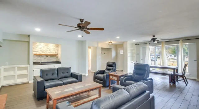 Dog-friendly Norman Vacation Rental ~ 2 Mi to OU!, Buchen Sie Hotel Norman Oklahoma