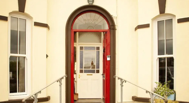 Burford Lodge Guest House, Забронировать Гостевой дом Ардглас Графство Даун