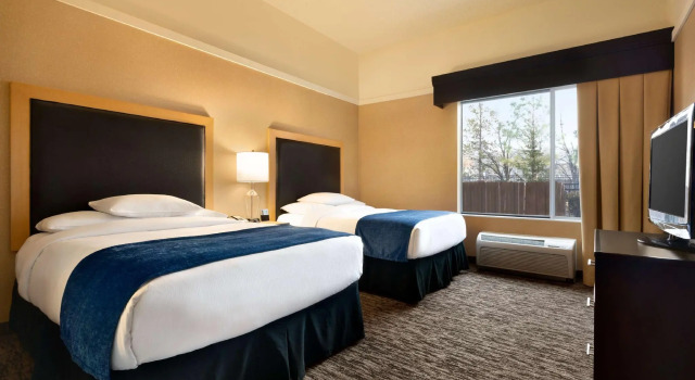 Четырёхместный номер Standard DoubleTree by Hilton Hotel Oklahoma City Airport