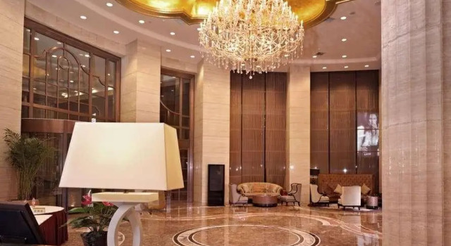 Days Hotel & Suites Hillsun Chongqing, Book Hotel Hoteller i Yu Bei med pool, Swimmingpool