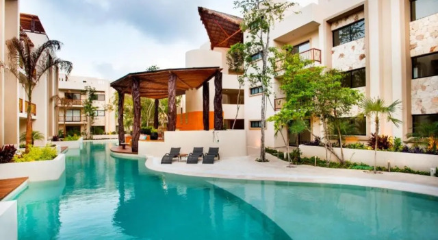 Quiet & Relaxing 2BR condo in the most exclusive area by Happy Address, Rezervasyon Daire Tulum havuzlu oteller, Yüzme Havuzu