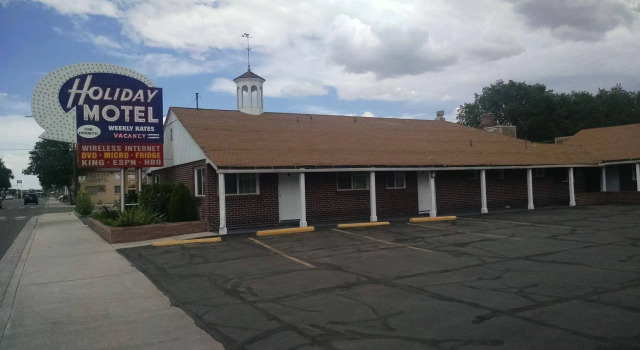 Holiday Motel, Book Motel Hoteller i Elko med parkering, Parkering