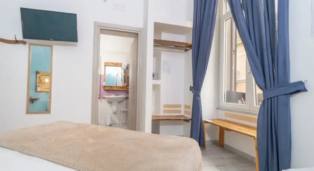 Двухместный номер Standard с балконом B&B DolceVita Napoli