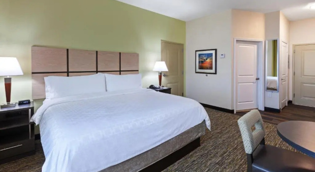 Люкс Candlewood Suites - Houston - Pasadena by IHG