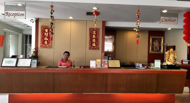 Hadyai Golden Crown Hotel