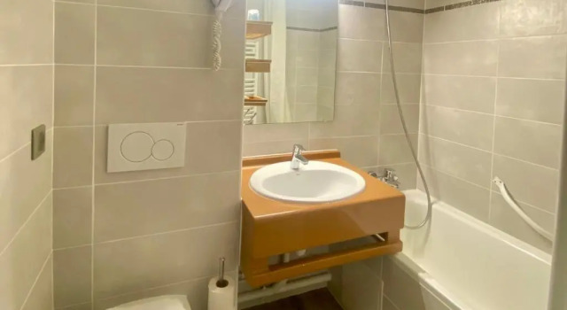Семейный номер Standard с видом на горы Hôtel & Spa Les Carrettes