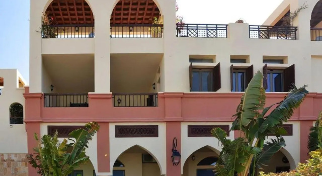 Апартаменты Lovely 1-bedroom serviced Apartment TalaBay Resort