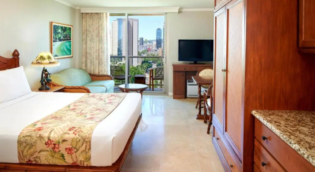 Run of House Luana Waikiki Hotel & Suites