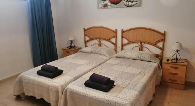 Апартаменты 1 Bedroom Apartment with stunning sea view