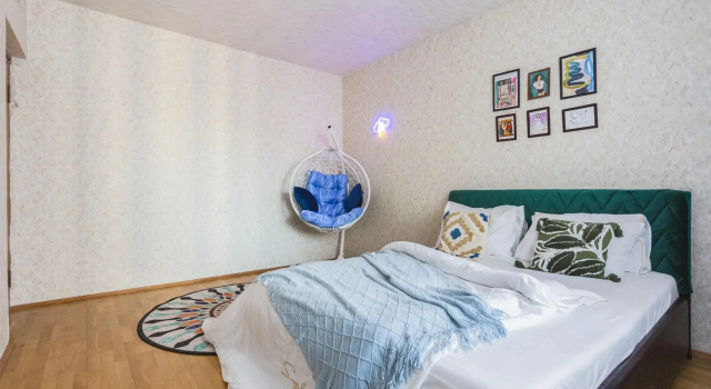 Апартаменты с балконом Moment House (Момент Хаус) на проспекте Советский 98