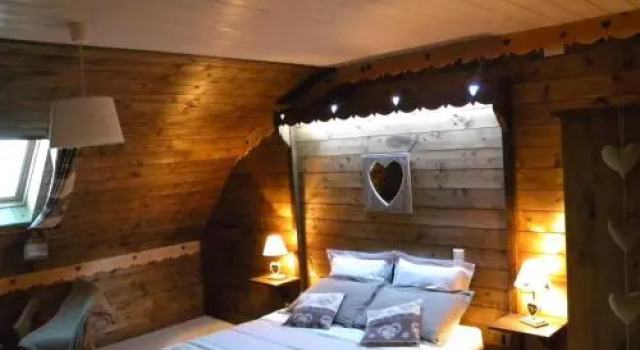 Chambres dHôtes Coeur de Bastié et Ranch du Lévézou, Book Hotel Tremouilles 