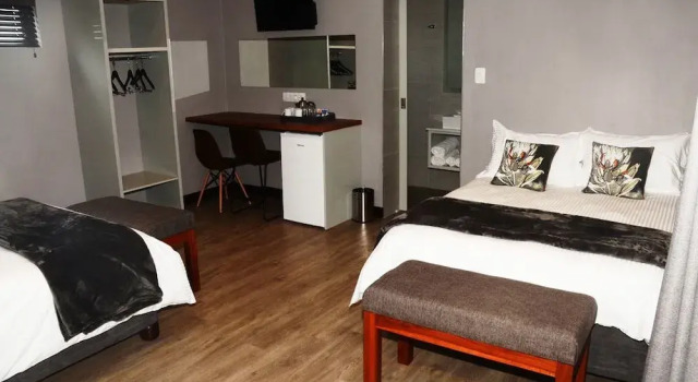 Семейный номер Standard c 1 комнатой Tsessebe Guesthouse