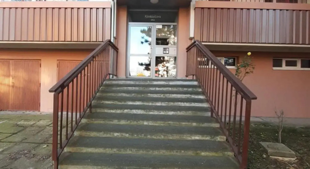 Apartment Klimka with balcony and free parking, Đặt Căn hộ Bra-tít-xla-va Bratislava